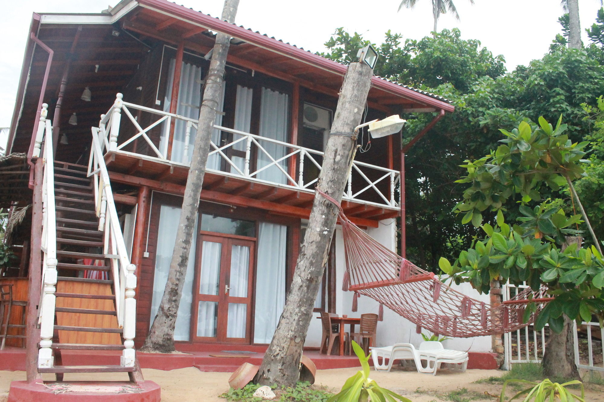 Coral Beach Hotel Mirissa Zewnętrze zdjęcie